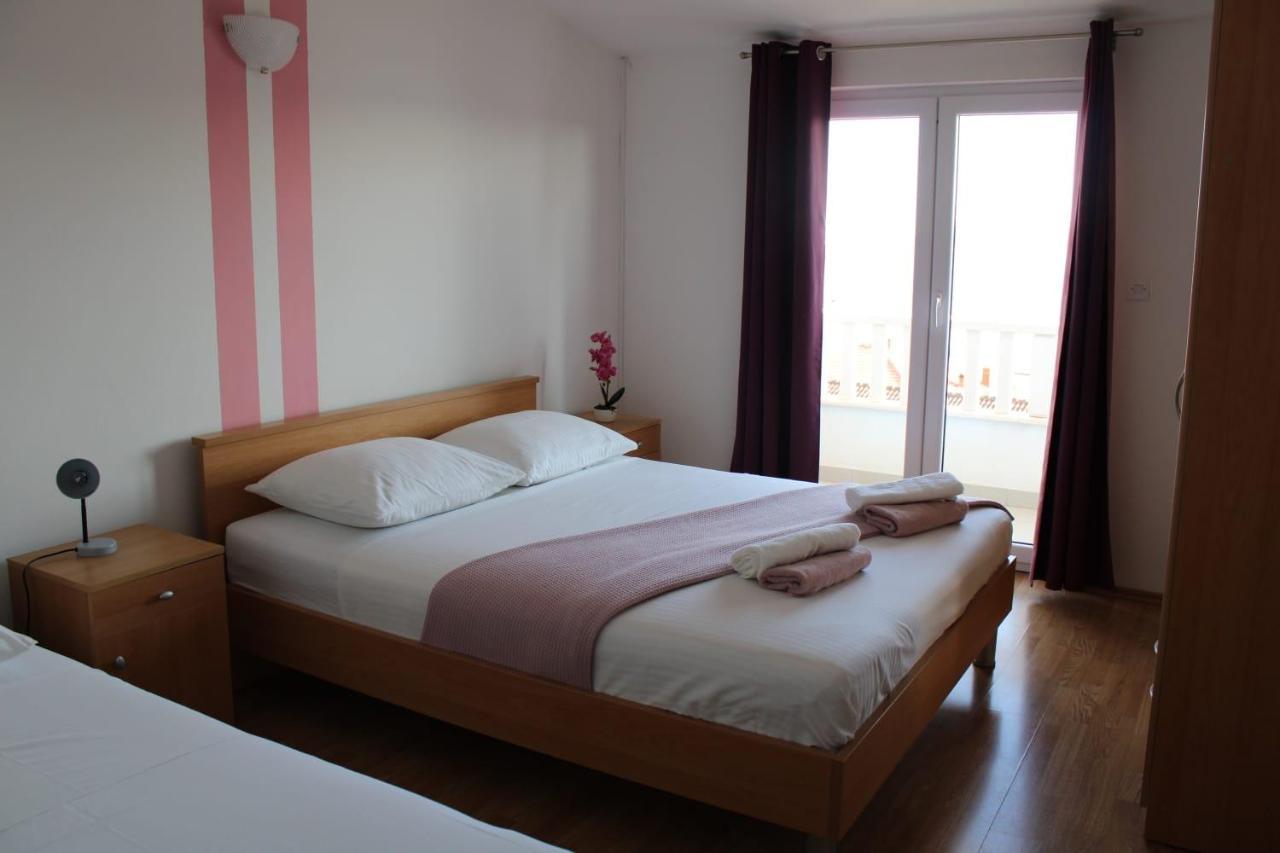 Apartments Renata Donji Seget Extérieur photo