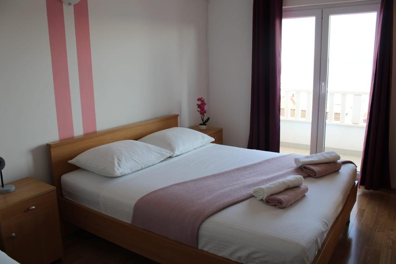 Apartments Renata Donji Seget Extérieur photo