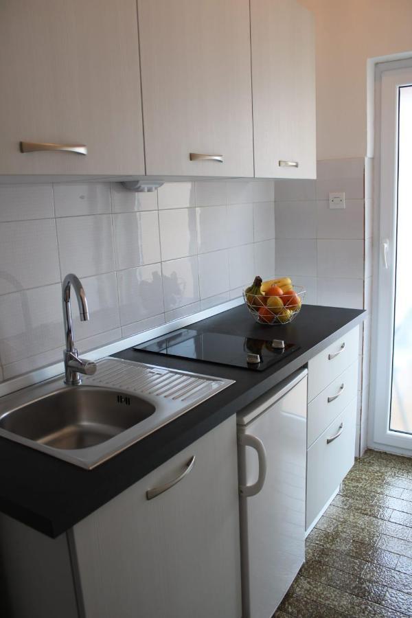 Apartments Renata Donji Seget Extérieur photo